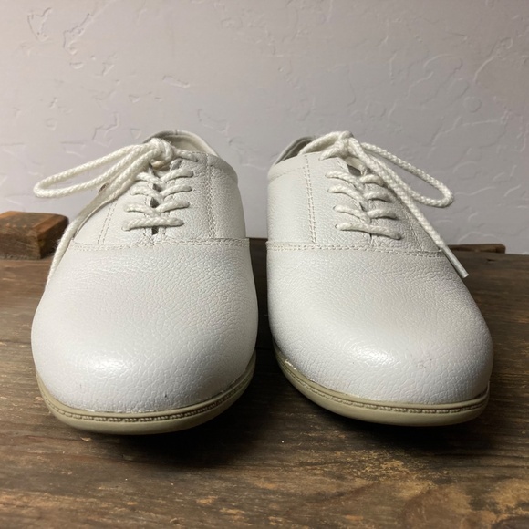 Easy Spirit Shoes Womens 8 M Motion Sneakers Oxford Leather Low Top Lace Up - Picture 4 of 12